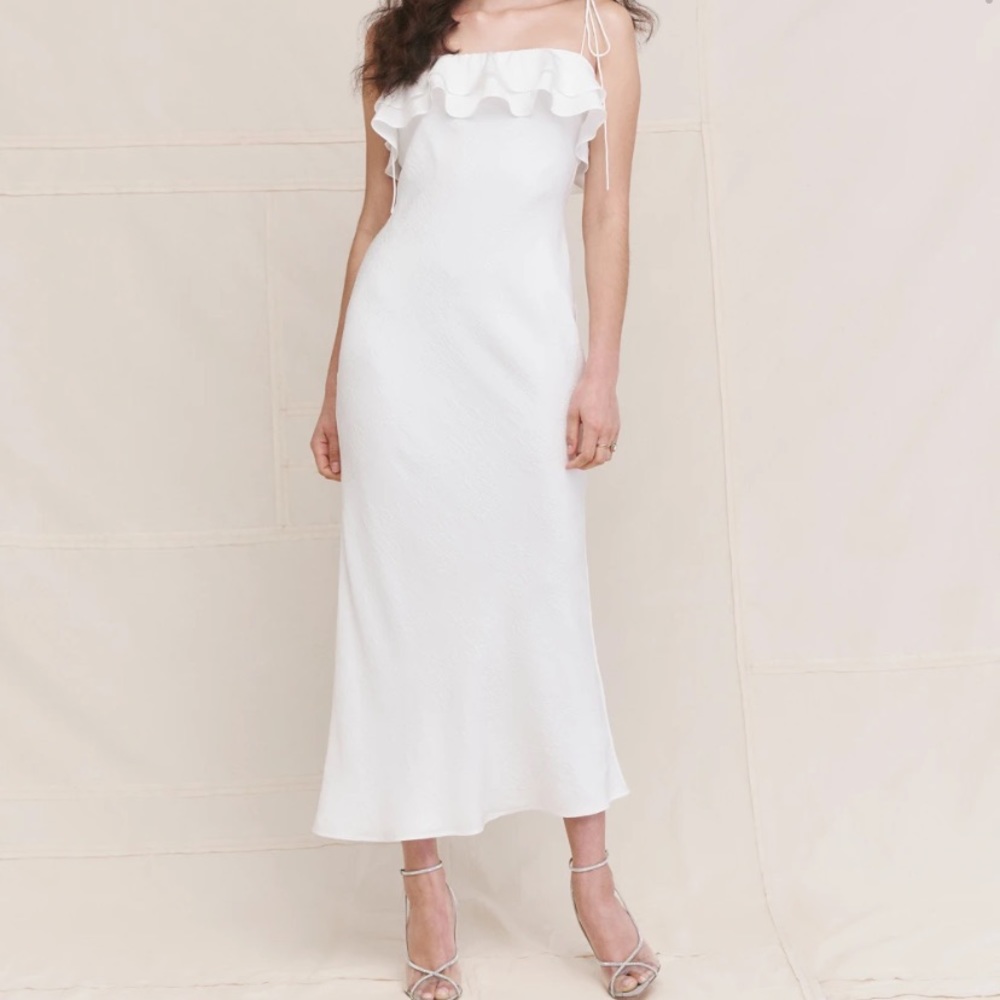 ISO Reformation Ramona Dress size 0